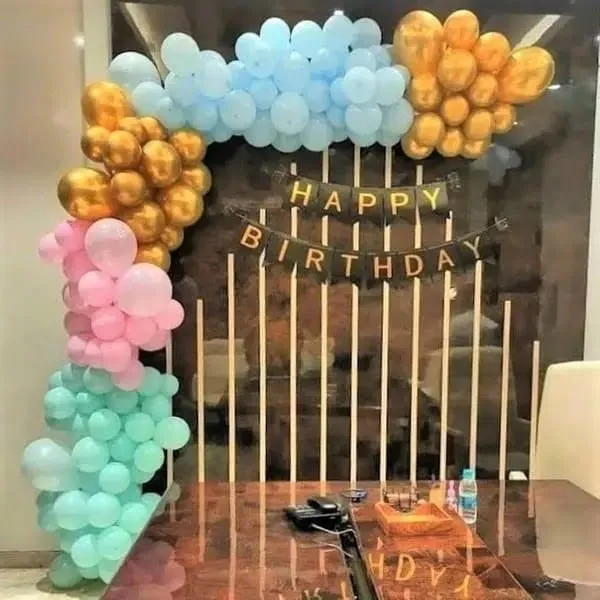Dreamy Balloon Birthday Setup